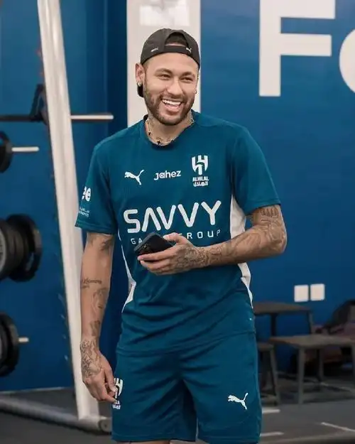 隨著政治經 隨著政治經