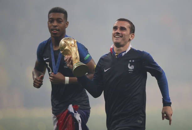 每当提及 每当提及