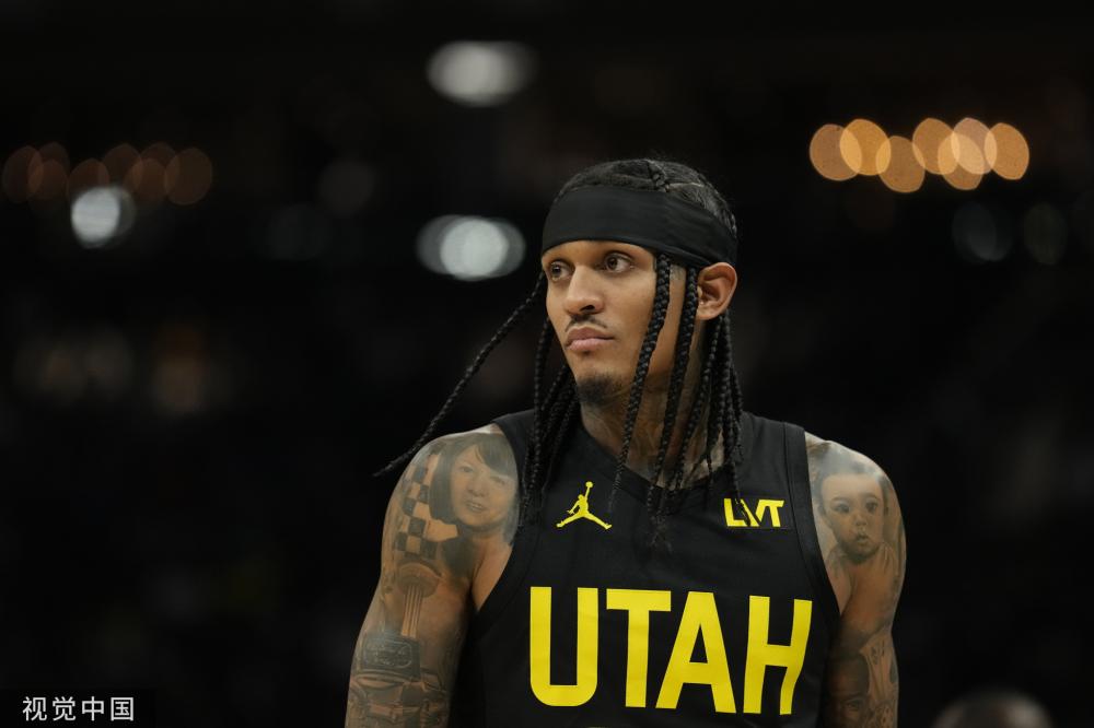 的光环下展 的光环下展